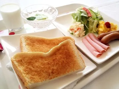 Hotel Suncity האקודאטה